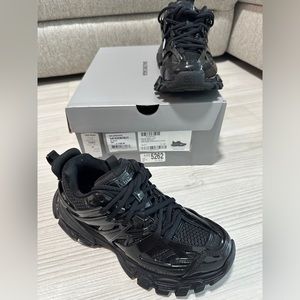 BALENCIAGA WOMEN'S TRACK SNEAKER IN BLACK - Size 38 -Worn 2 times